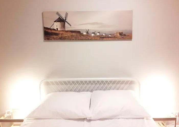 Modern & Quiet In Royal Wilanow With Netflix