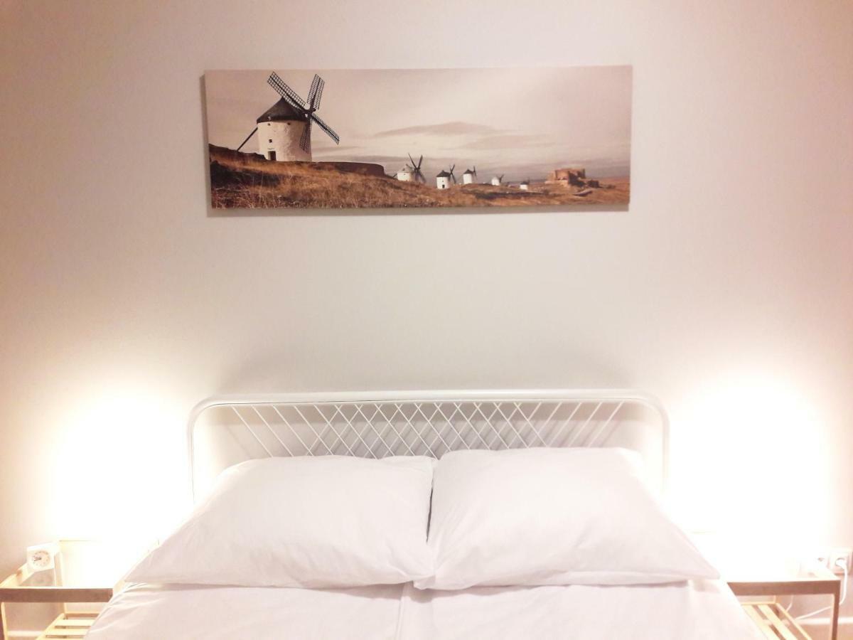 Modern & Quiet In Royal Wilanow With Netflix Apartment Warsaw